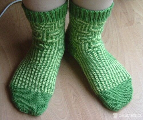 Zelené ponožky do postele, autor: Aine D