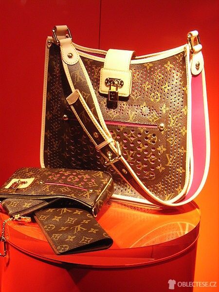Elegantní kabelky Louise Vuittona, autor: GS417