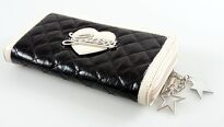 Peněženky Guess pro originální milovnice módy Peněženky Guess pro originální milovnice módy