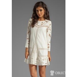 Bílá je prototypem romantického stylu, autor: revolveclothing