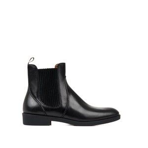 Autor: matchesfashion