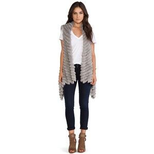 Autor: REVOLVECLOTHING