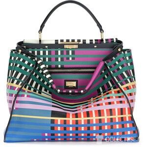 Autor: NEIMANMARCUS.COM