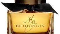 Burberry, to nejsou jen doplňky a oblečení Burberry, to nejsou jen doplňky a oblečení