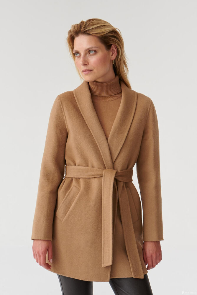 DÁMSKÝ PLÁTĚNÝ KABÁT SE ZAVAZOVÁNÍM MOZA, foto: tatuum.com