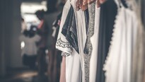 Jak vypadat stylově i s málem - minimalismus v módě Jak vypadat stylově i s málem - minimalismus v módě